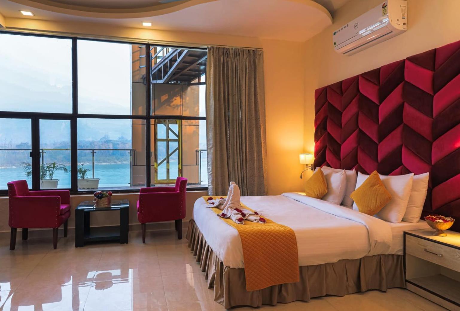The Neeraj Naturecure On Ganga Rishikesh Exterior photo