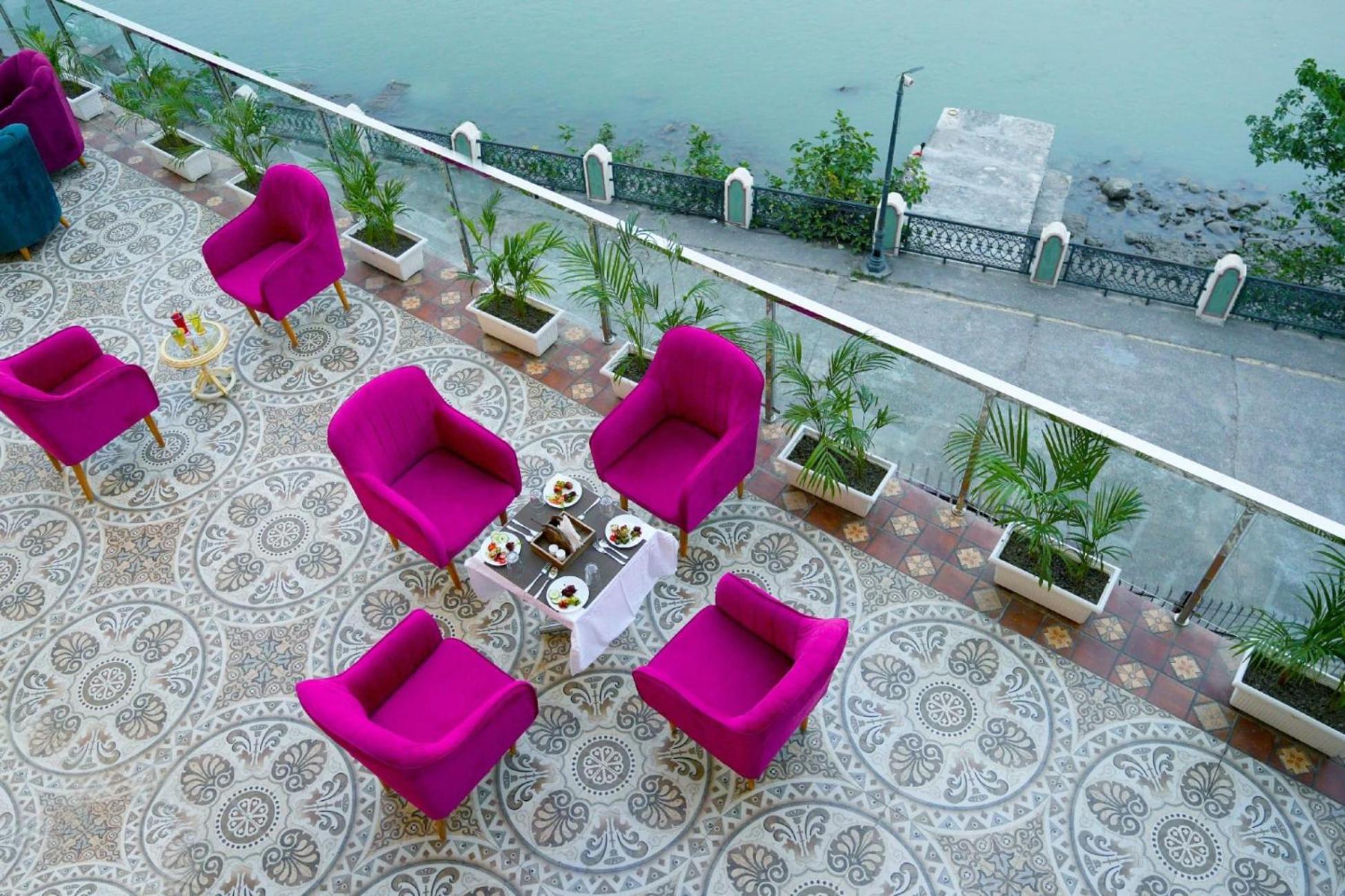The Neeraj Naturecure On Ganga Rishikesh Exterior photo