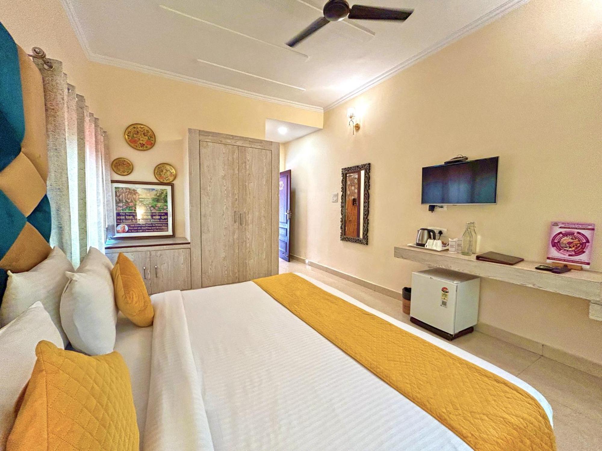 The Neeraj Naturecure On Ganga Rishikesh Exterior photo